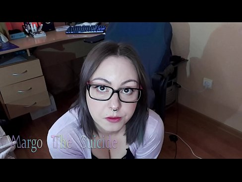❤️ မျက်မှန်တပ်ထားသော Sexy ကောင်မလေး Dildo ကို ကင်မရာတွင် နက်ရှိုင်းစွာ စုပ်သည်။ လှပသော porn my.ru-pp.ru